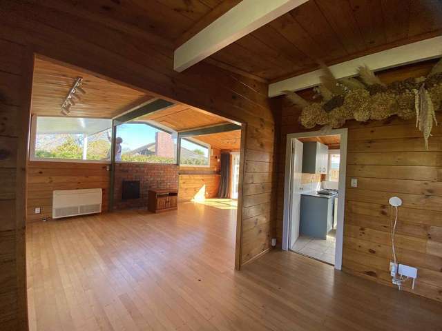 8 Walton Avenue Waikanae_1