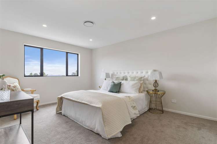 22 Bendridge Street Flat Bush_16