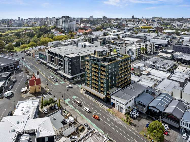 68A and 68B Ponsonby Road Grey Lynn_9