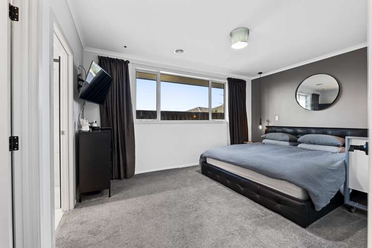 23 Estate Grove Inglewood_12