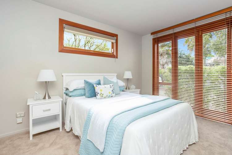 2 Bluff Terrace Hillsborough_17