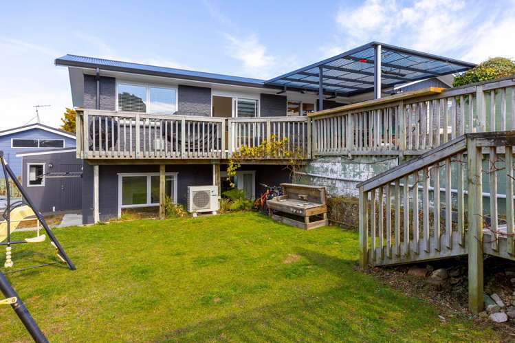 10 Armstrong Grove Hilltop_23