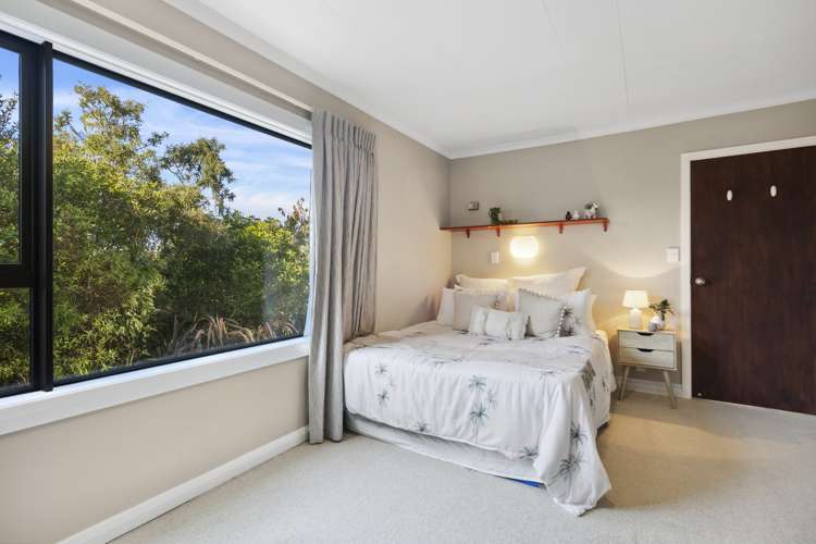 8 Paparata Street Karori_13