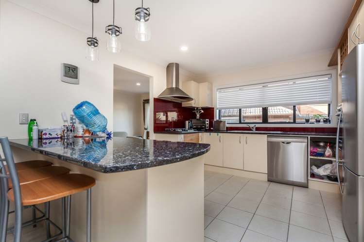 21 Tollana Road Te Atatu Peninsula_12