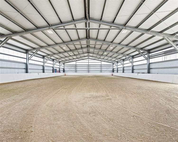 646 Grange Road Burnham_7