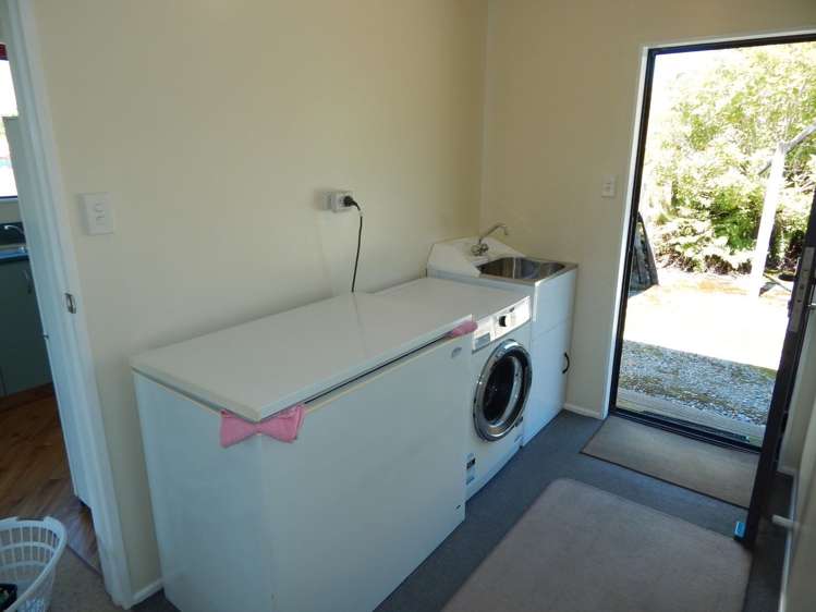 2 Back Creek Road Ruatapu_13