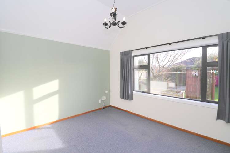 60 Arundel Crescent Strathern_10