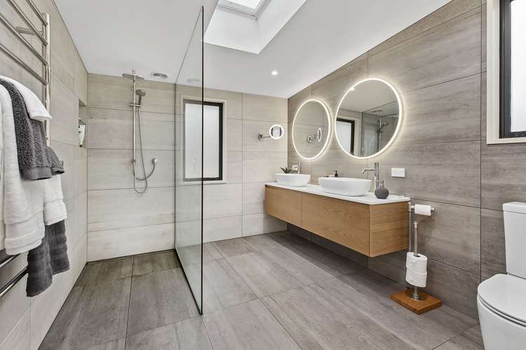 12 Gladys Scott Place Tawa_27