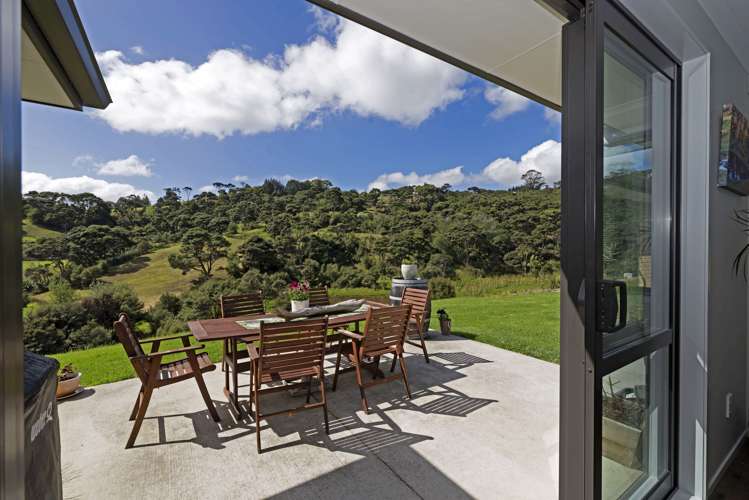 63b Manuka Grove Helensville_13