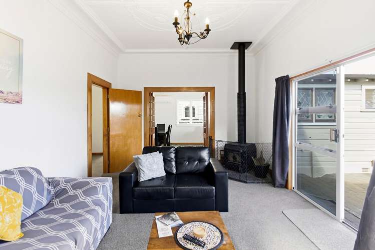 178 Victoria Road St Clair_23