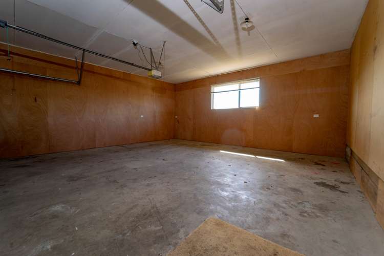 39 Farnham Drive Richmond_12