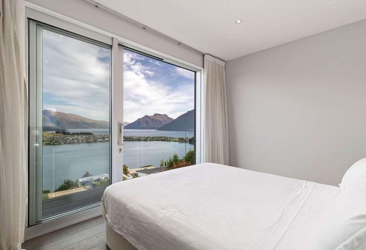 88 Hensman Road Queenstown_8
