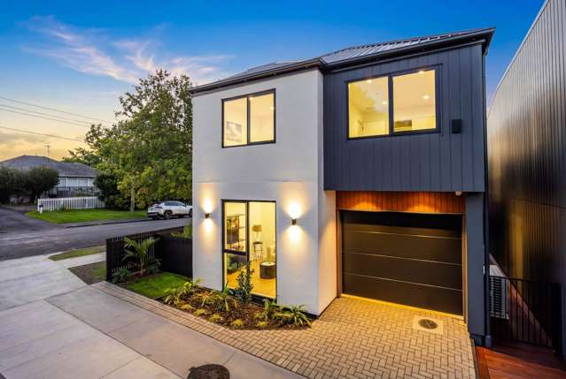 Brand New, Double Westlake Zone