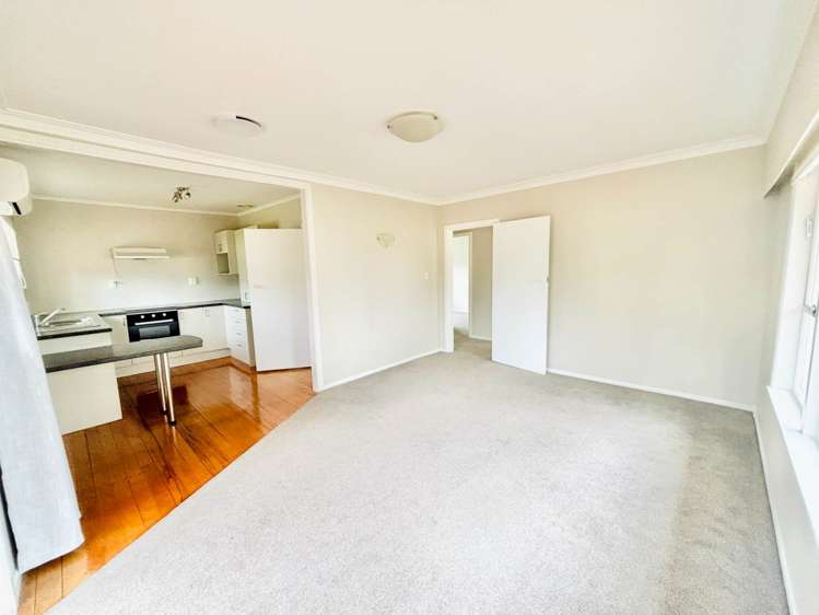 50a Mellons Bay Road Howick_1