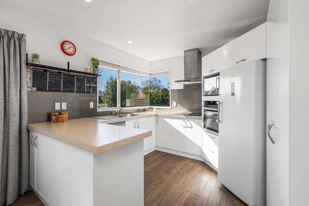 35 Durrell Way_2