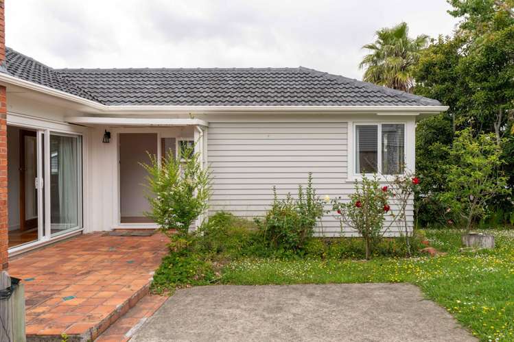 12 Norman Road Titirangi_17