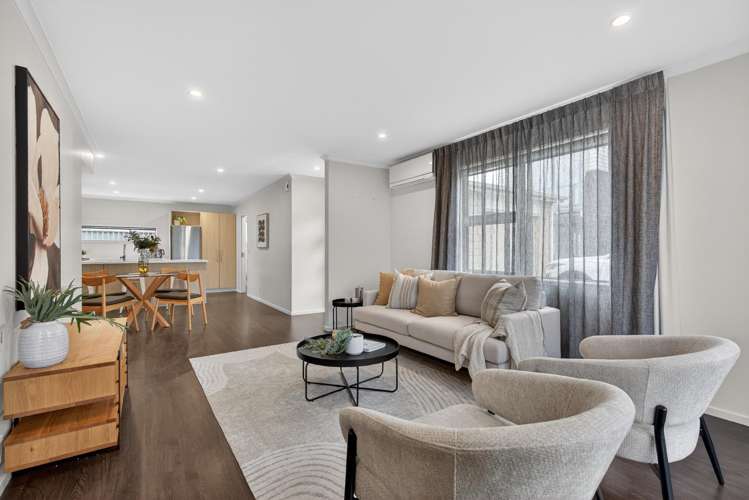 25 Latimer Way Petone_9