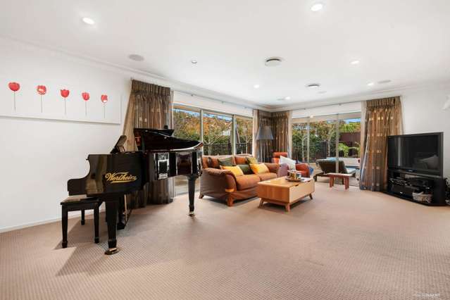 17 Seymour Road Mellons Bay_4