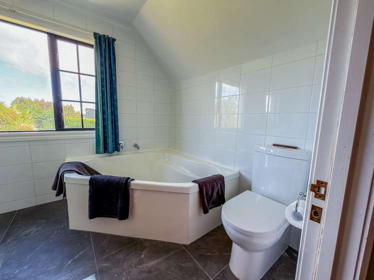 1240 Brydone Glencoe Road Pebbly Hill_16