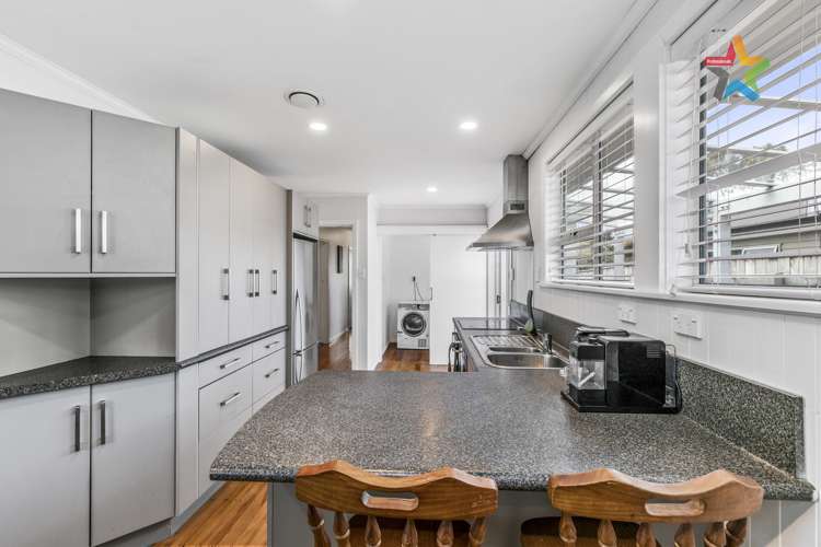 353 Stokes Valley Road Stokes Valley_5