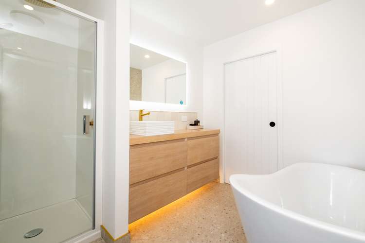 96 Charles Street Westshore_25