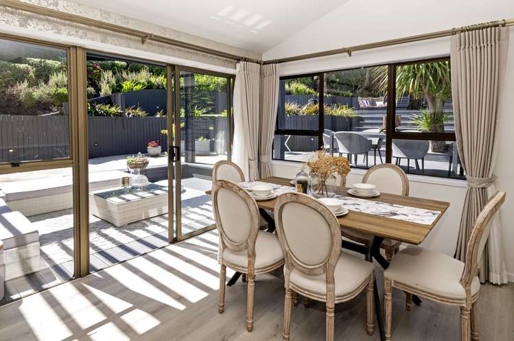 35 Pickwick Parade Mellons Bay_17