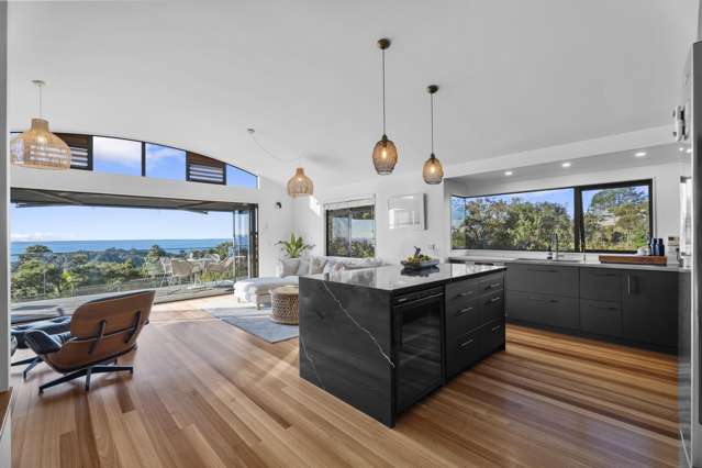 68 Queens Drive Oneroa_4
