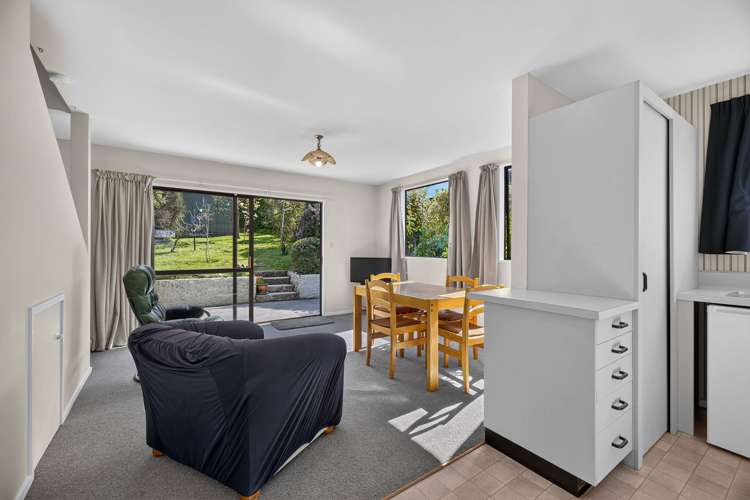 8B Wynyard Crescent Fernhill_3