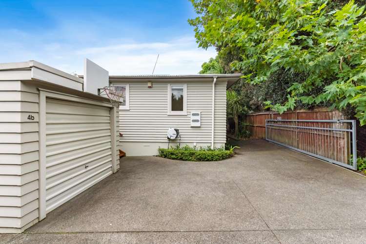 4b Lancaster Road Beach Haven_24