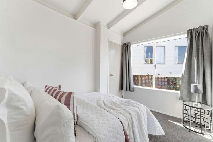 4/49 Lancaster Road Beach Haven_9