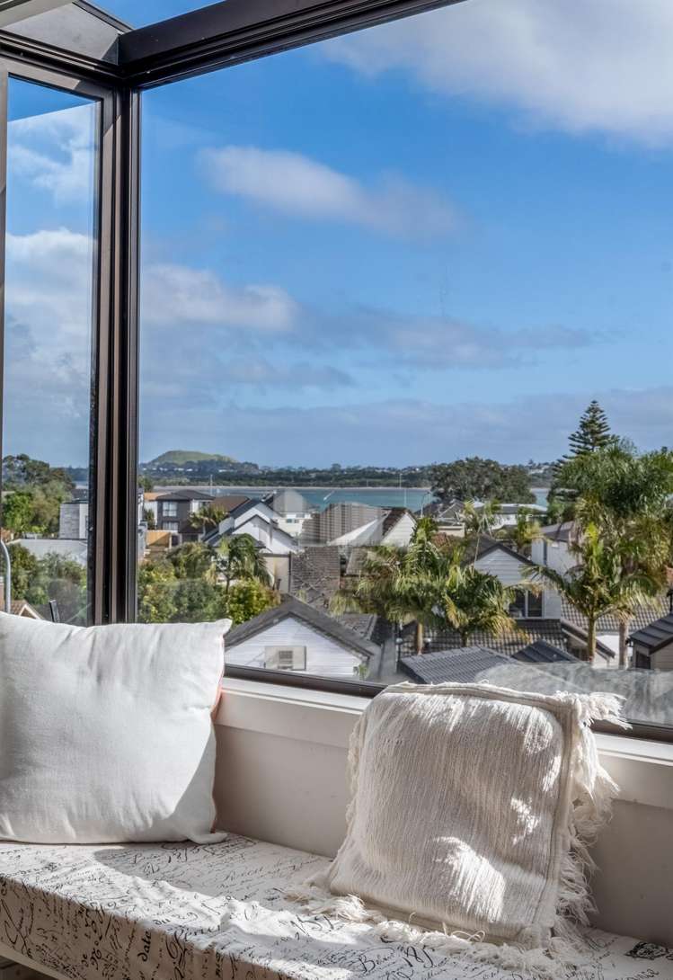 1/2 Basilton Close Bucklands Beach_37