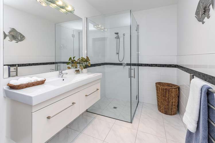 20 Rivers Edge Northwood_16