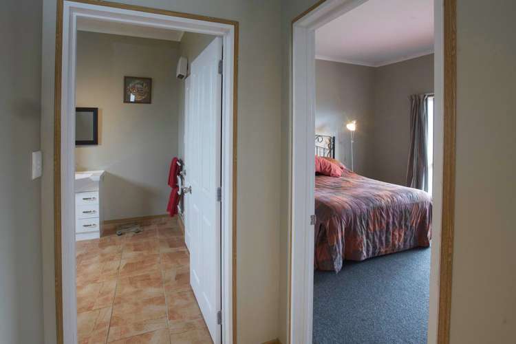 29 Acheron Way Te Anau_22