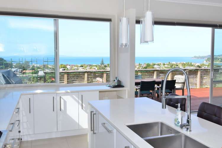 39 Elliston Crescent Stanmore Bay_1