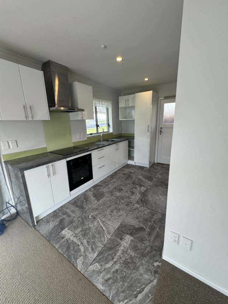 12 Dawnhaven Drive Te Atatu Peninsula_2