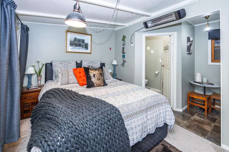 21 Greta Street Glenview_19