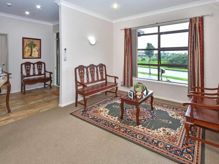 24 Salford Crescent Flat Bush_3