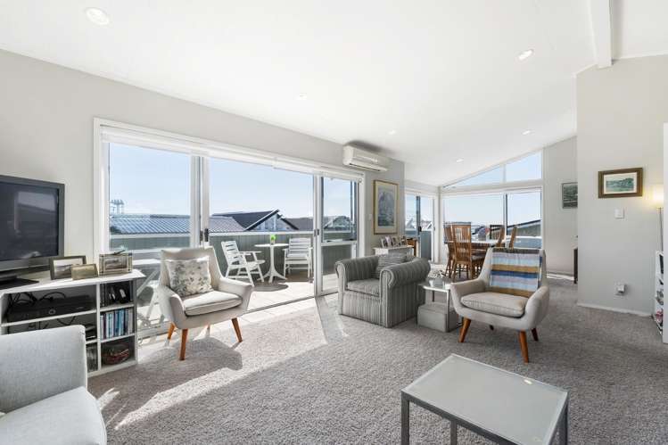 1/85 Deep Creek Road Waiake_5