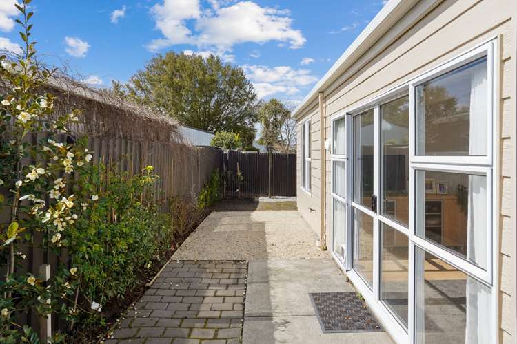 66b Main North Road Woodend_16