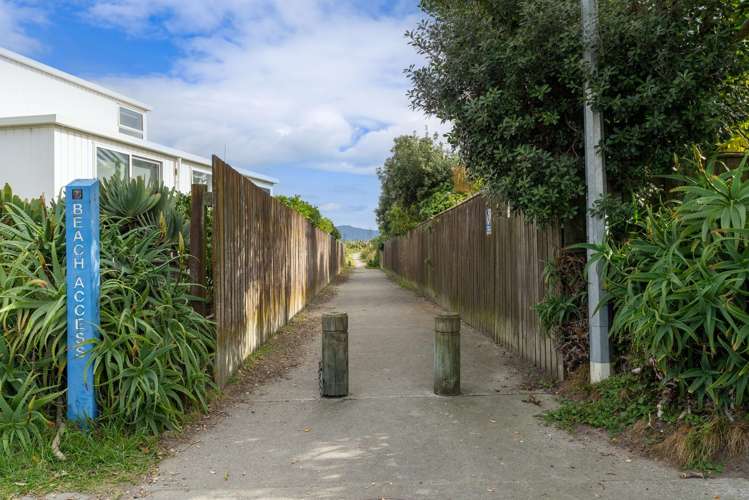 14 Olliver Grove Waikanae Beach_22