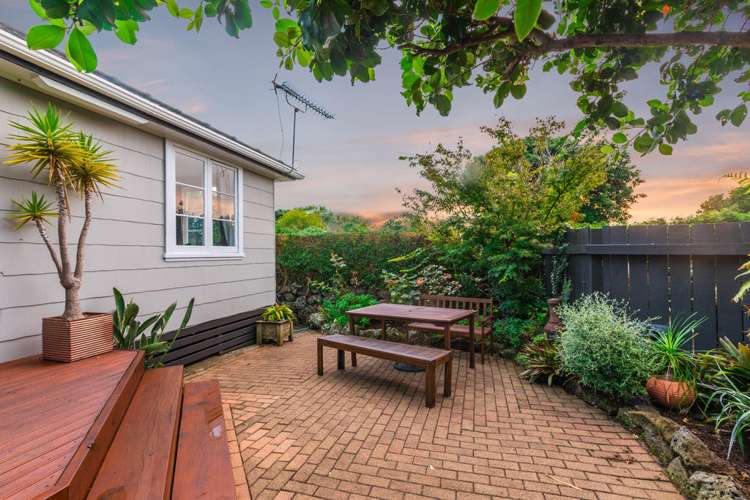 2/23a Heretaunga Avenue Onehunga_15