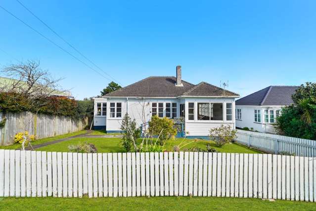 2 Triton Avenue Mount Albert_1