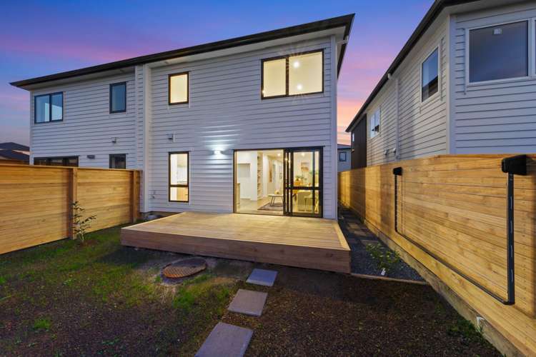 5 Seelie Court Flat Bush_6