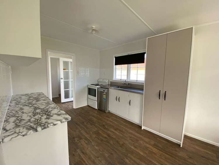 323 Wellington Road Wainuiomata_5