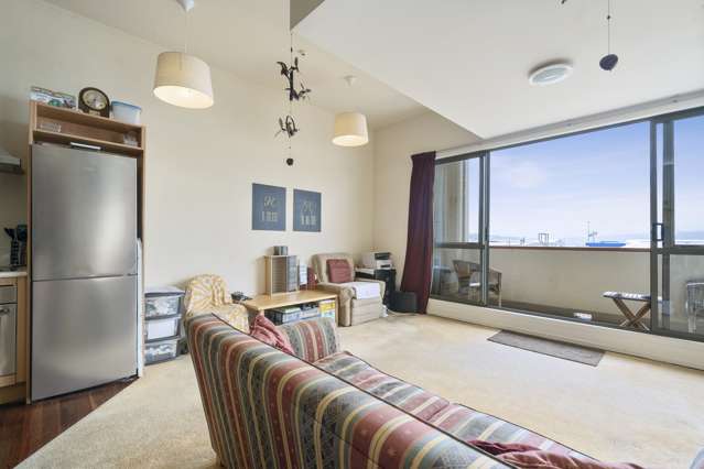 11/220 Thorndon Quay Pipitea_2