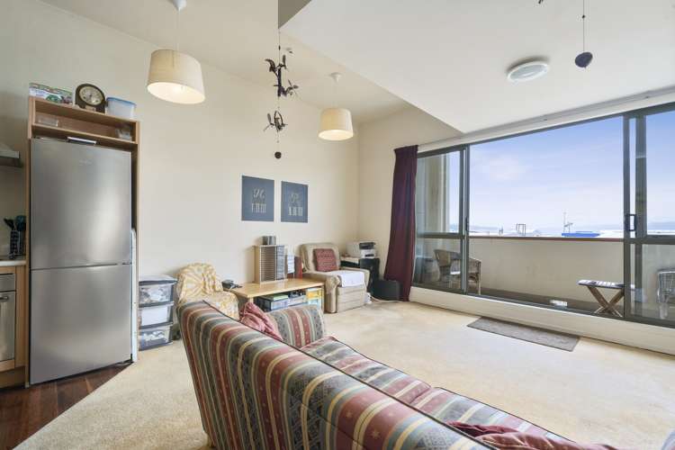 11/220 Thorndon Quay Pipitea_2