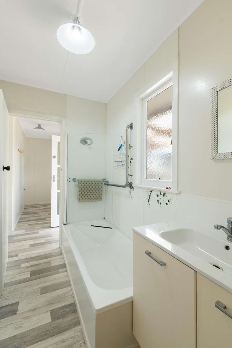 34 Moresby Avenue Waihi_8