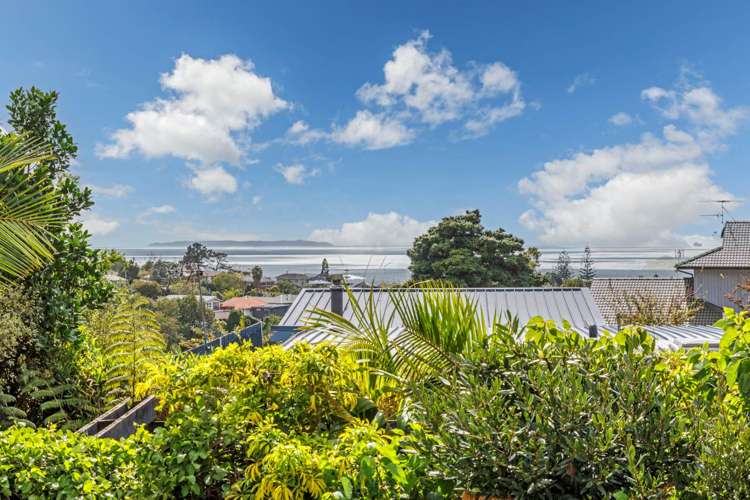 12 Taumata Road Castor Bay_35