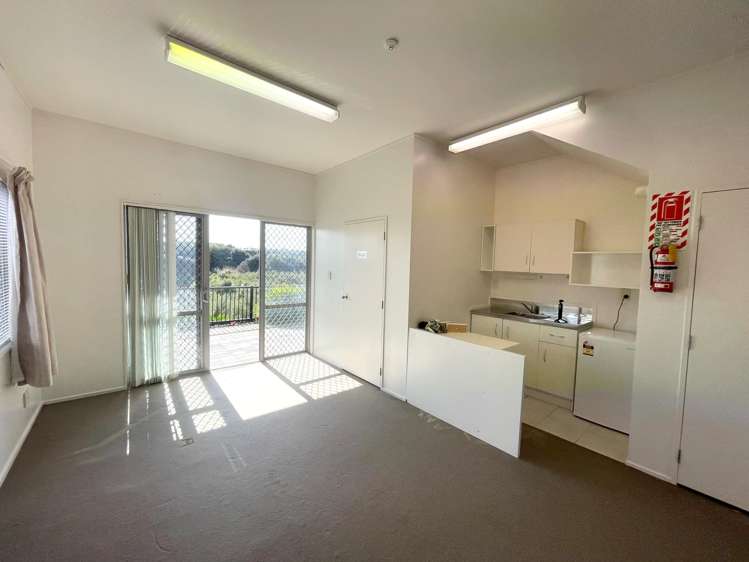 12/15 Bishop Lenihan Place East Tamaki_1