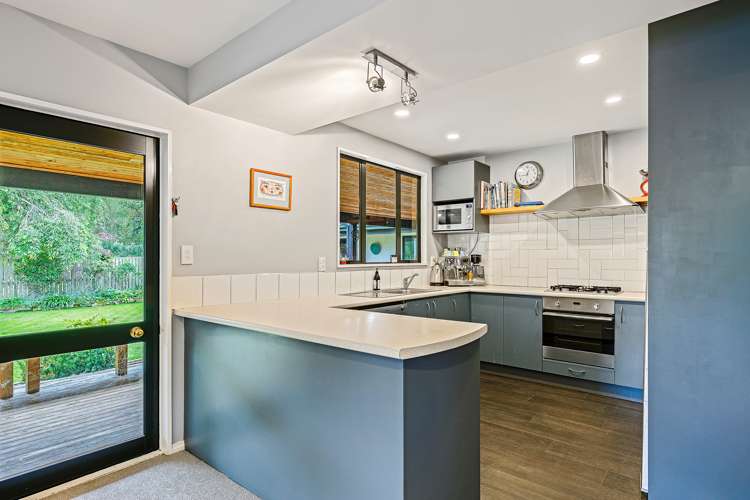 77 Kings Avenue Waikuku Beach_2